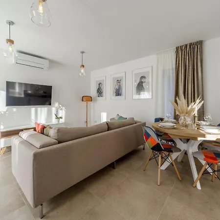 2 Bedroom Awesome In * Kraljevica