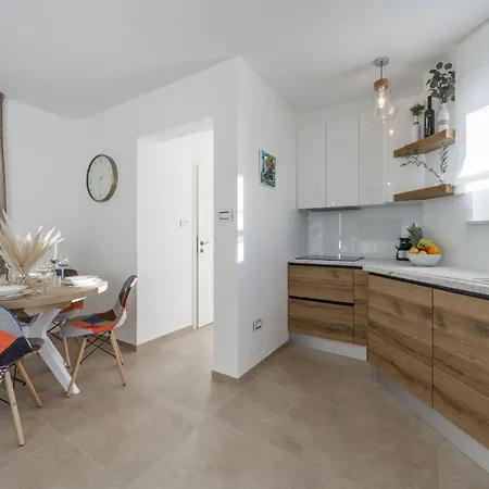 Dom wakacyjny 2 Bedroom Awesome In
