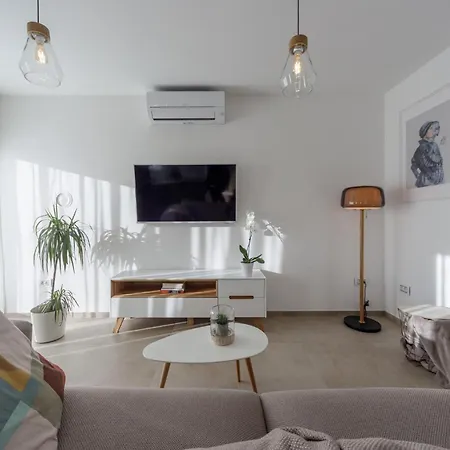 Lovely In Casa de Férias *