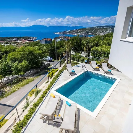 Lovely In * Kraljevica